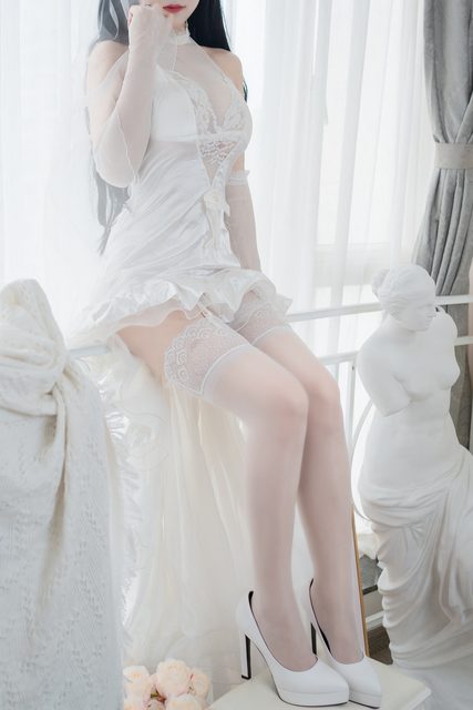 Atago - Wedding Dress – photo 10