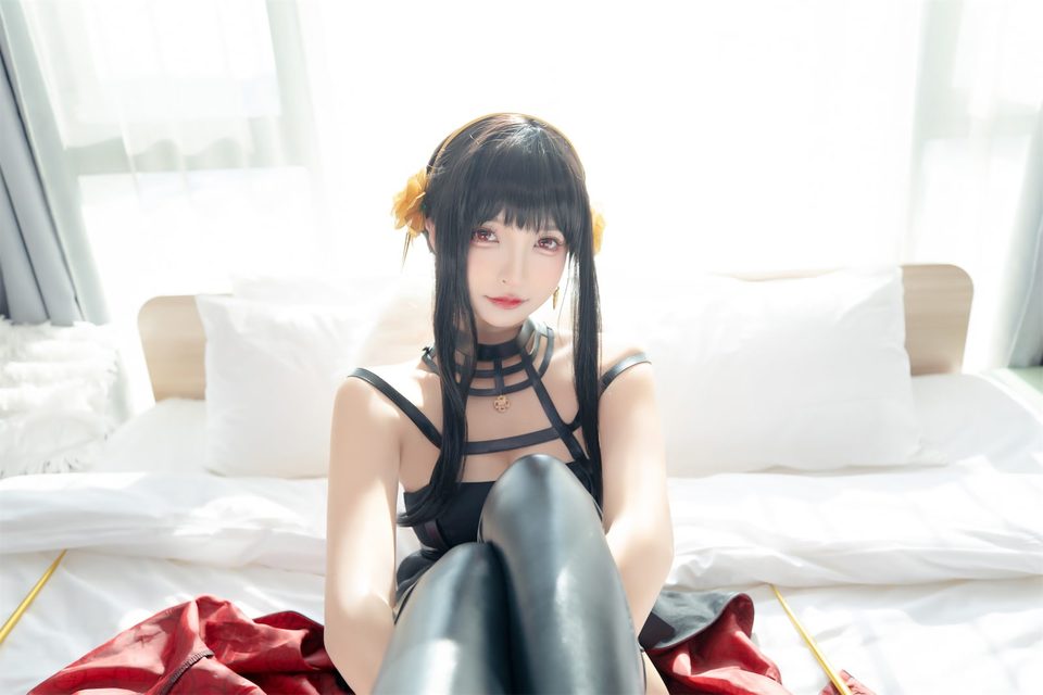 Yor Forger – photo 44