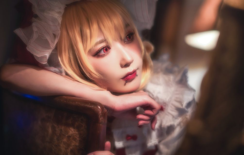 Flandre Scarlet - Touhou – photo 1