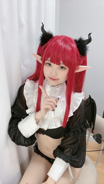 Kitagawa Marin & Liz-Kyun – photo 21