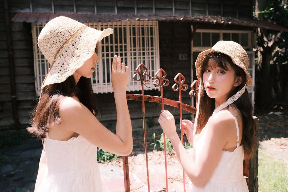 Beautiful Twin Angels – photo 26