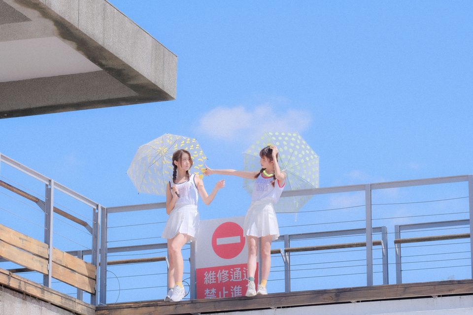 Beautiful Twin Angels – photo 58