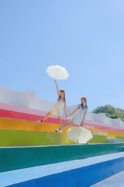 Beautiful Twin Angels – photo 73