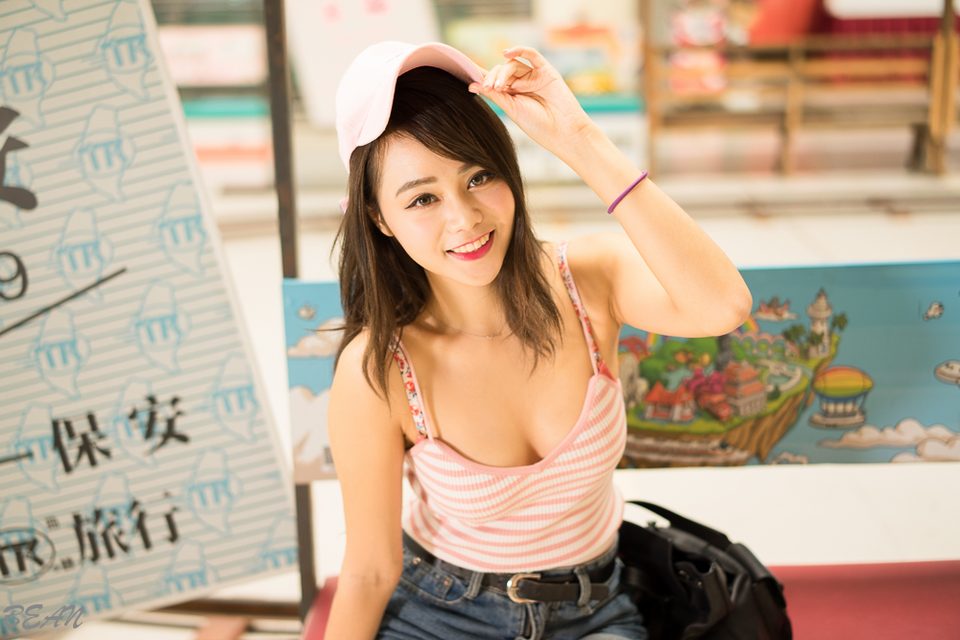 Sun Hui Tong   Stewardess High speed Railway – ảnh 30