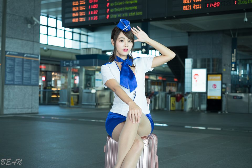 Sun Hui Tong   Stewardess High speed Railway – ảnh 53
