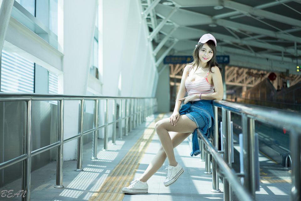 Sun Hui Tong   Stewardess High speed Railway – ảnh 111