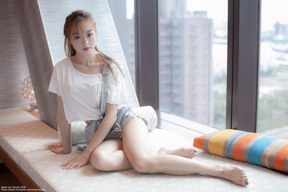 Shin Yu Red Plum and Blue Gray Bra – ảnh 1