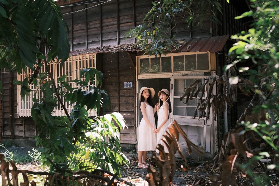 Beautiful Twin Angels – photo 22