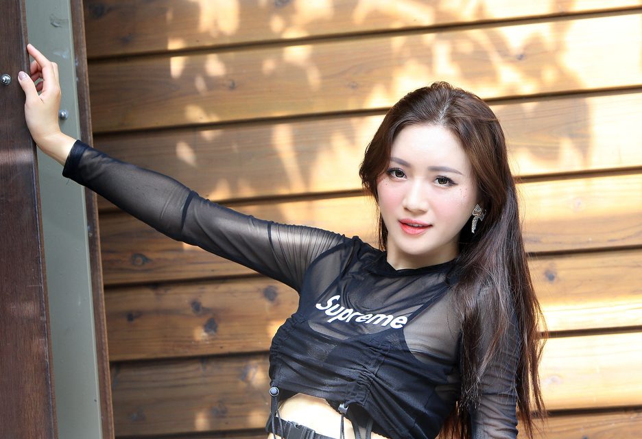Pretty and Vivid Showgirl – ảnh 40